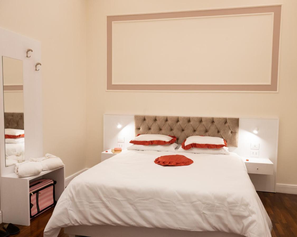 Bernini House Naples Hotel Kültér fotó