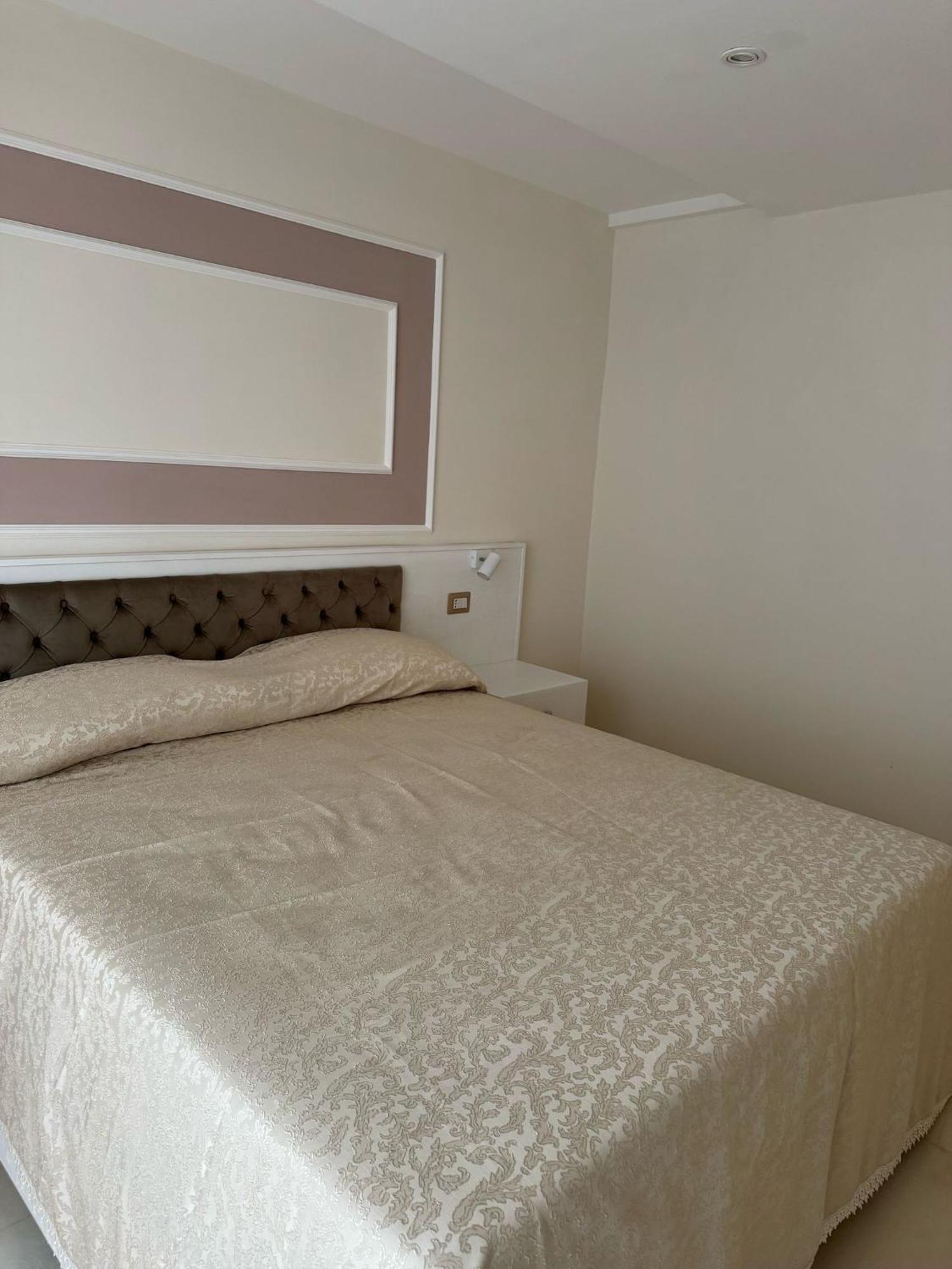 Bernini House Naples Hotel Kültér fotó