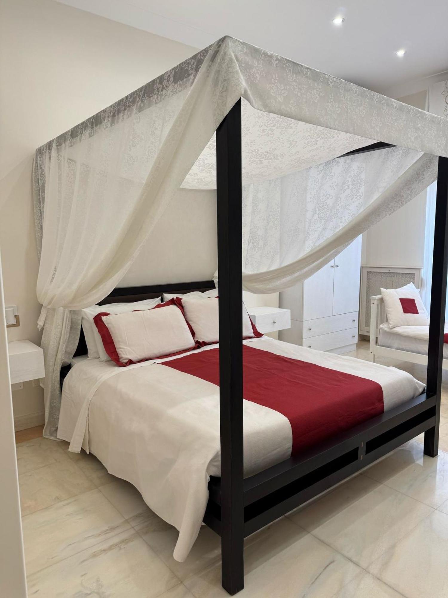 Bernini House Naples Hotel Kültér fotó